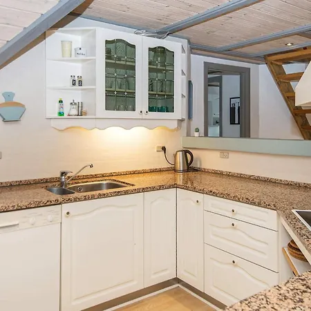 Luxury Retreat With Tennis *