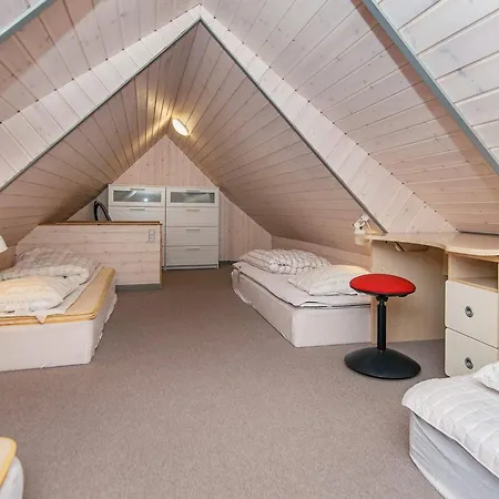 Luxury Retreat With Tennis Ferienhaus *