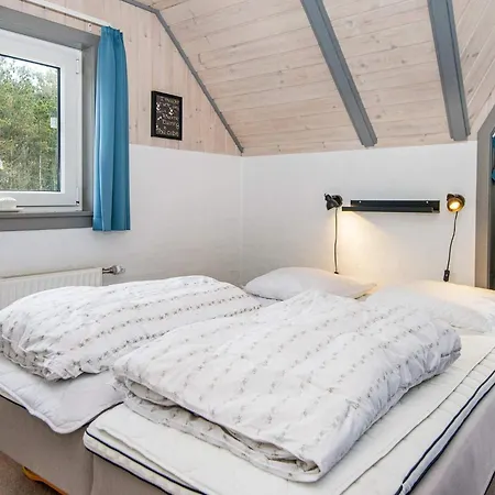 Luxury Retreat With Tennis Ferienhaus *