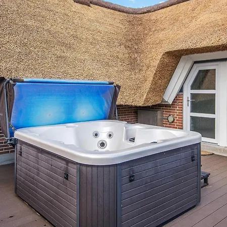 Luxury Retreat With Tennis