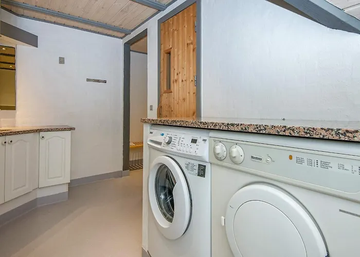 Luxury Retreat With Tennis