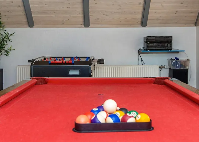 Luxury Retreat With Tennis Tatil Evi